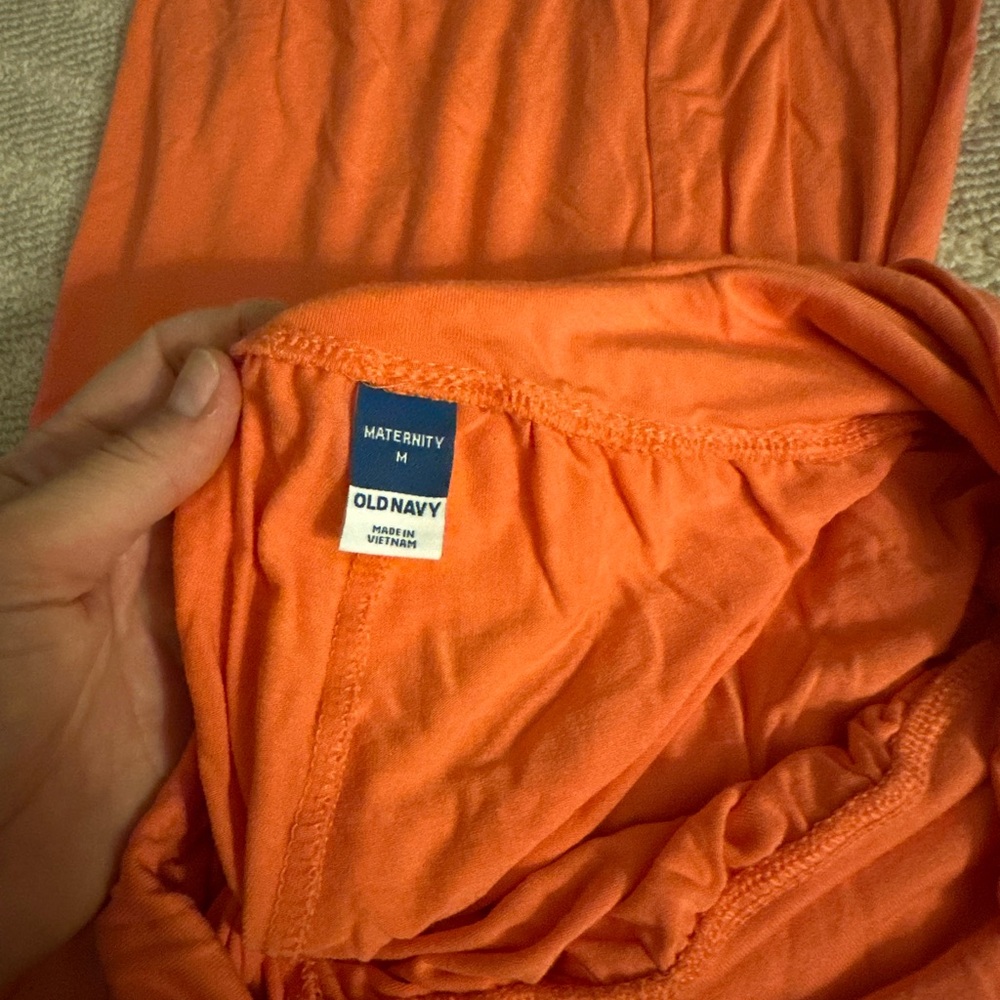 Old Navy cozy Maternity set - Picture 3 of 4